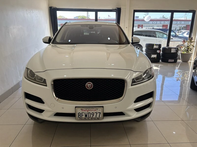 2019 Jaguar F-Pace - Image 2 of 20