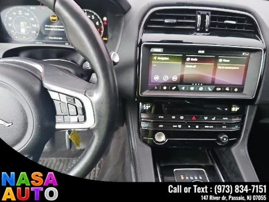 2019 Jaguar F-Pace - Image 11 of 16