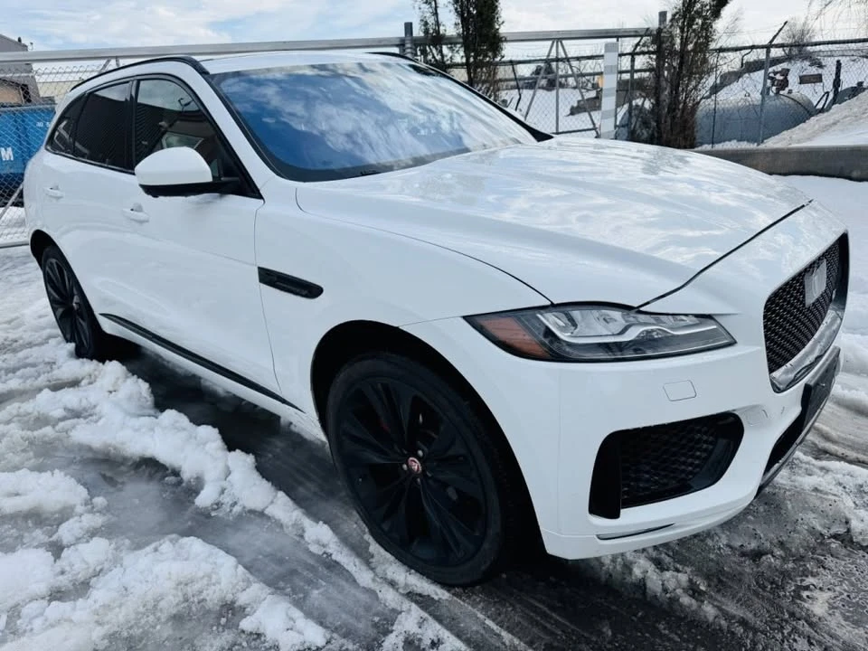 2019 Jaguar F-Pace - Image 7 of 20