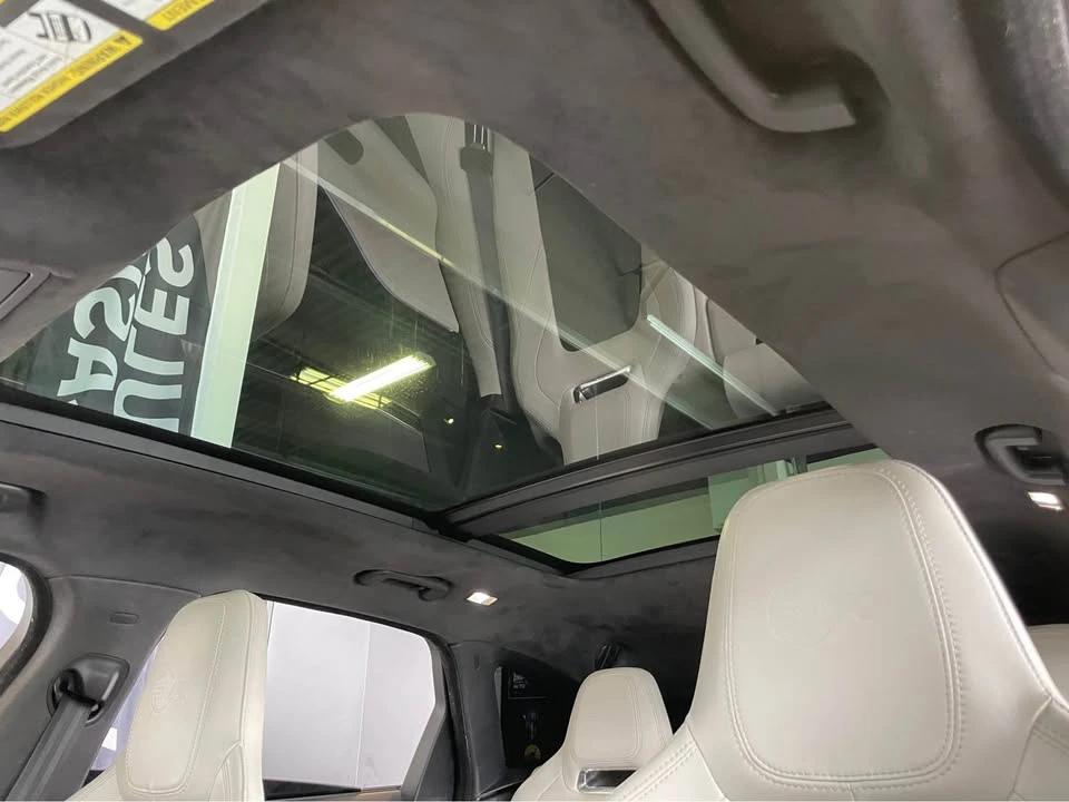 2019 Jaguar F-Pace - Image 18 of 20