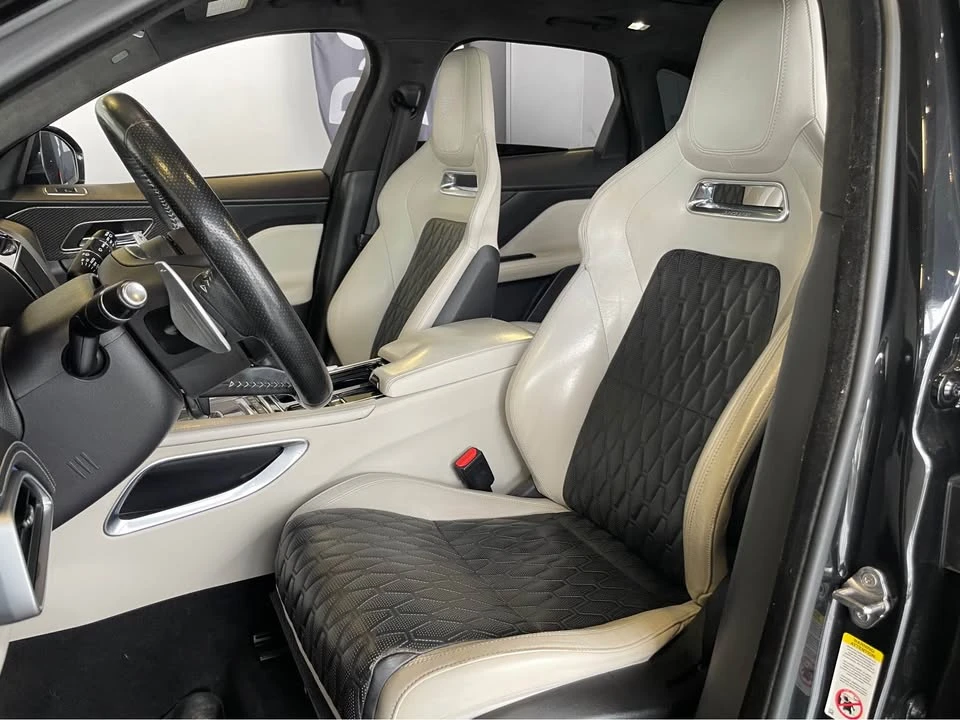 2019 Jaguar F-Pace - Image 13 of 20