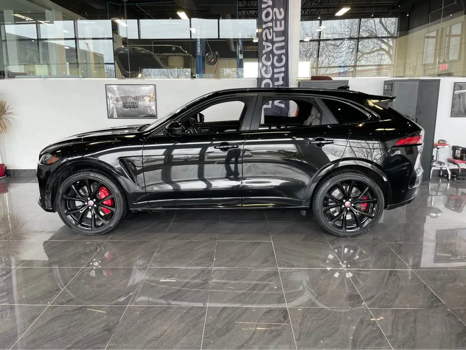 2019 Jaguar F-Pace - Image 4 of 20