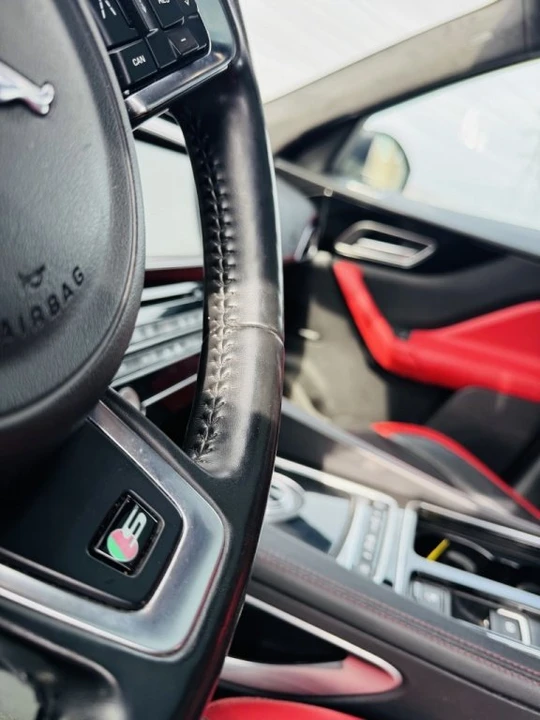 2019 Jaguar F-Pace - Image 11 of 20