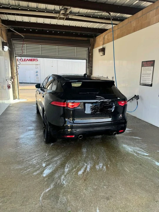2019 Jaguar F-Pace - Image 5 of 20