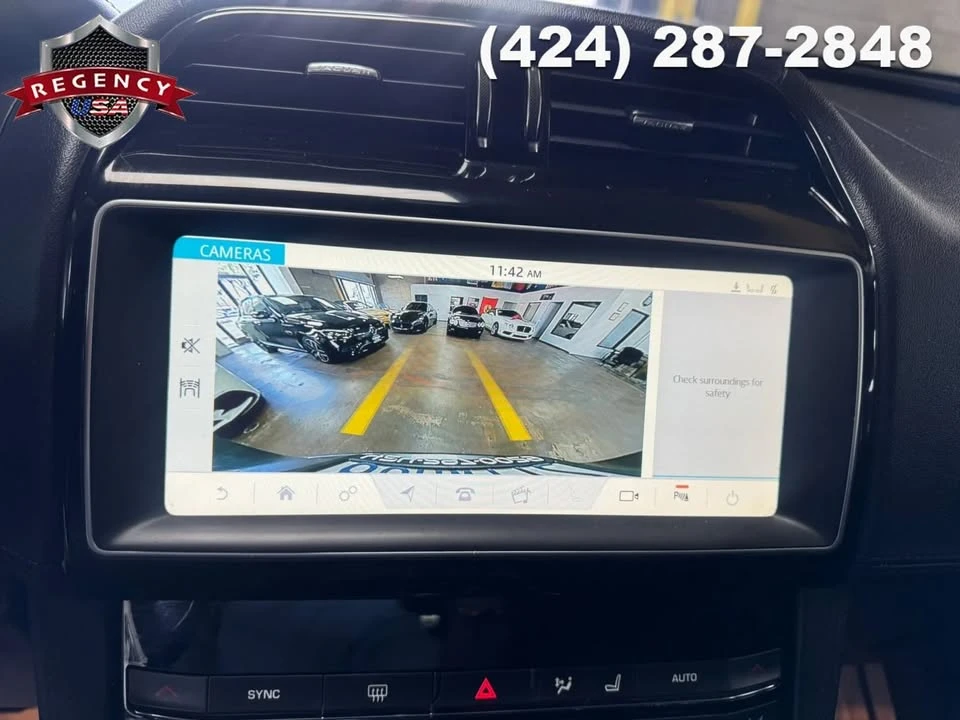 2019 Jaguar F-Pace - Image 18 of 20