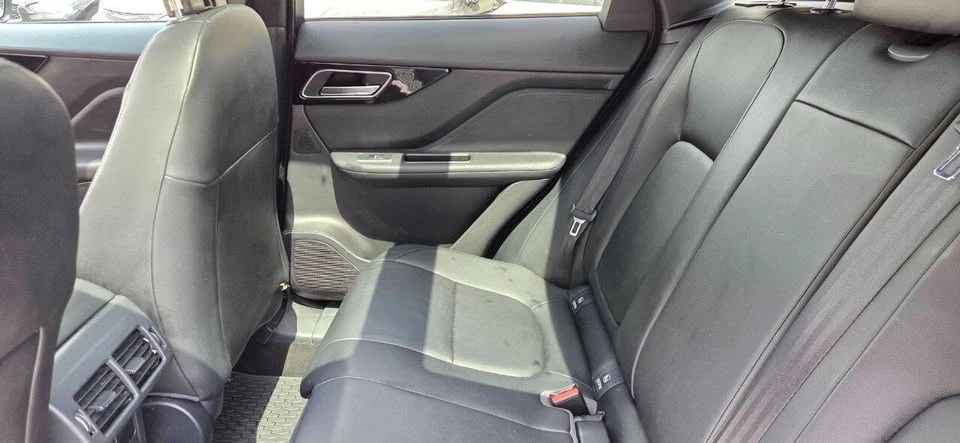 2019 Jaguar F-Pace - Image 15 of 20