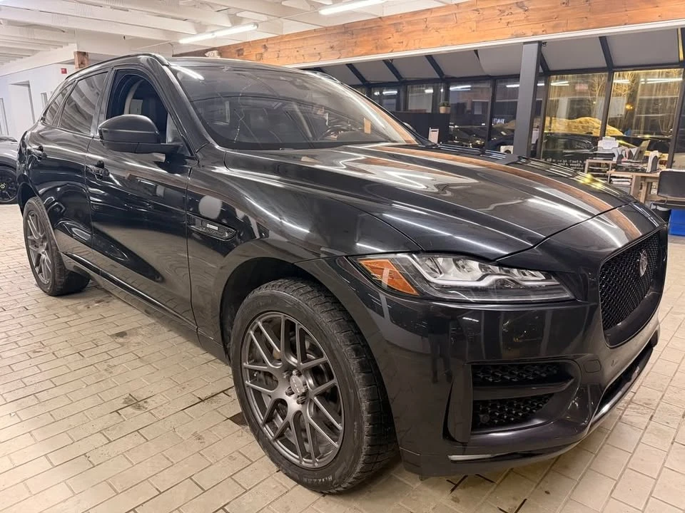 2019 Jaguar F-Pace - Image 5 of 20