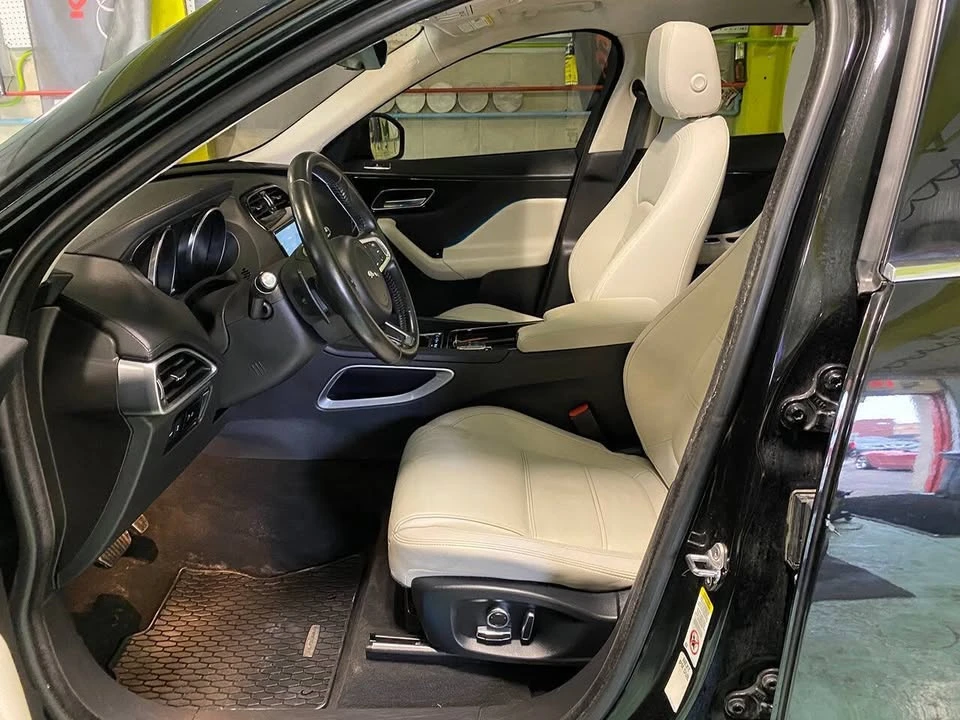 2019 Jaguar F-Pace - Image 16 of 20