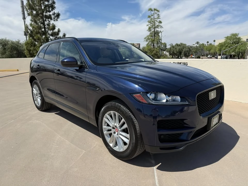 2019 Jaguar F-Pace - Image 10 of 20
