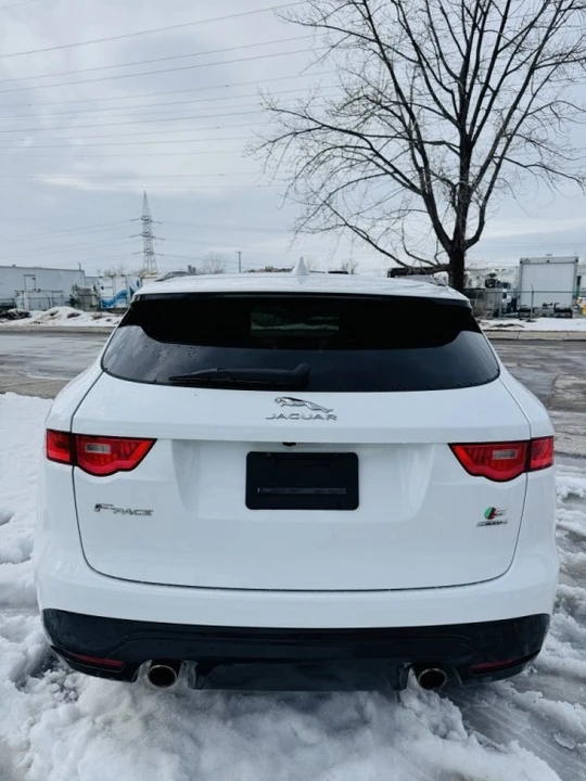 2019 Jaguar F-Pace - Image 8 of 20