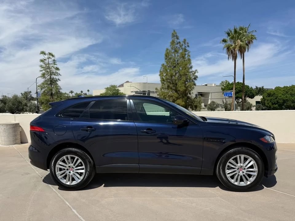 2019 Jaguar F-Pace - Image 9 of 20