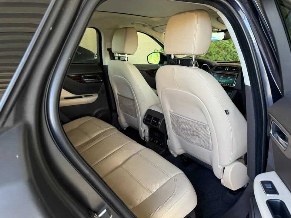 2019 Jaguar F-Pace - Image 17 of 20