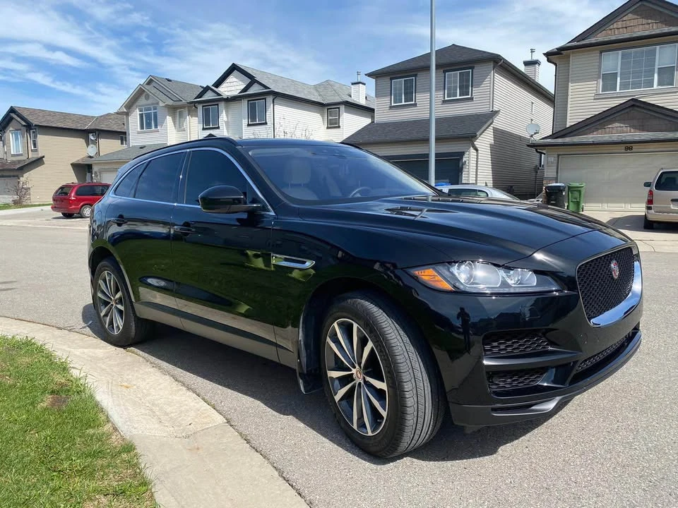 2019 Jaguar F-Pace - Image 8 of 9