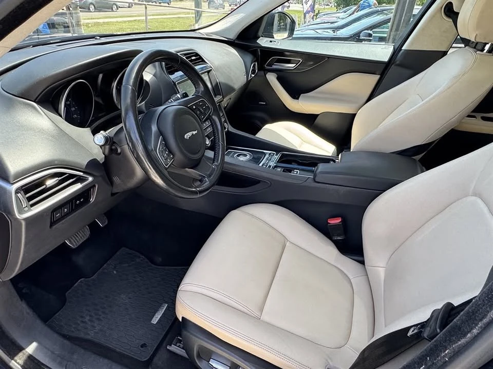 2019 Jaguar F-Pace - Image 12 of 14