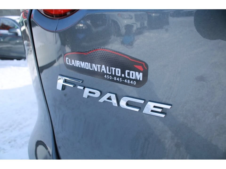 2019 Jaguar F-Pace - Image 18 of 19