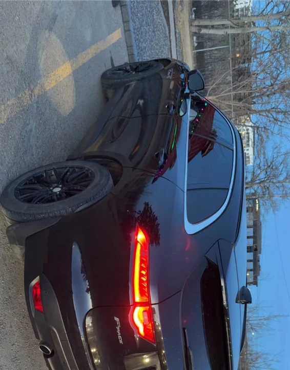 2019 Jaguar F-Pace - Image 2 of 9