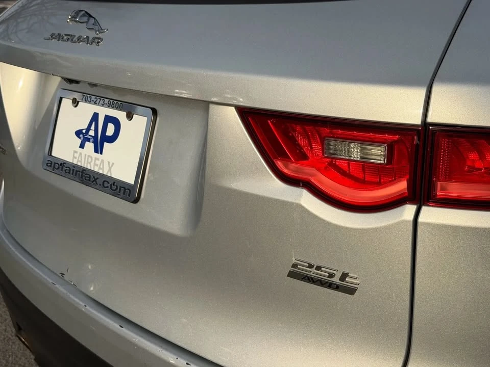 2019 Jaguar F-Pace - Image 12 of 19