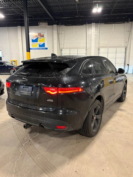 2019 Jaguar F-Pace - Image 6 of 18