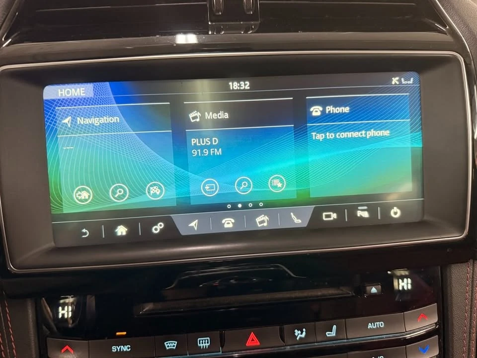 2019 Jaguar F-Pace - Image 19 of 20