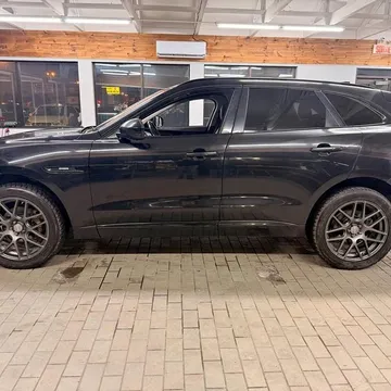 2019 Jaguar F-Pace