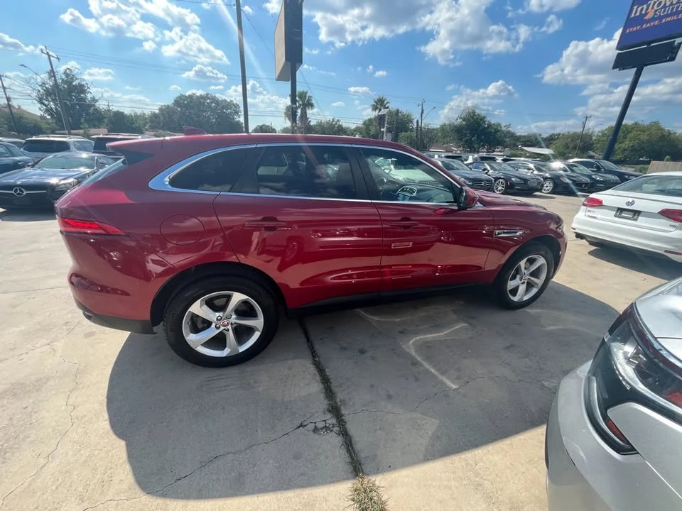 2019 Jaguar F-Pace - Image 3 of 19
