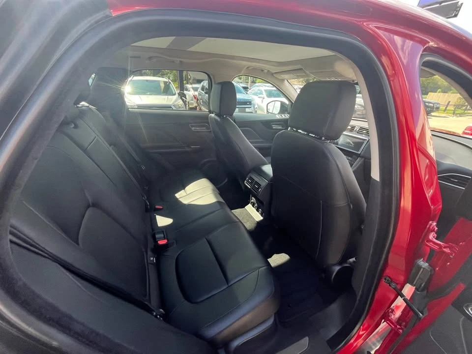 2019 Jaguar F-Pace - Image 12 of 19