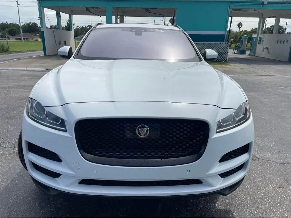 2019 Jaguar F-Pace - Image 5 of 17