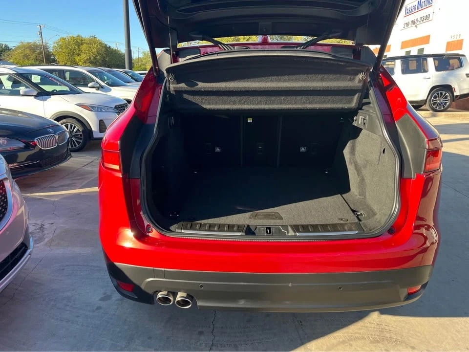 2019 Jaguar F-Pace - Image 12 of 14