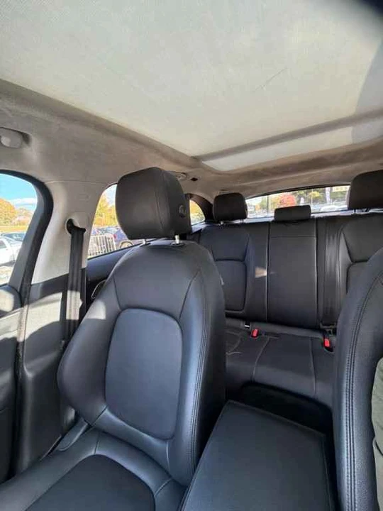 2019 Jaguar F-Pace - Image 12 of 15