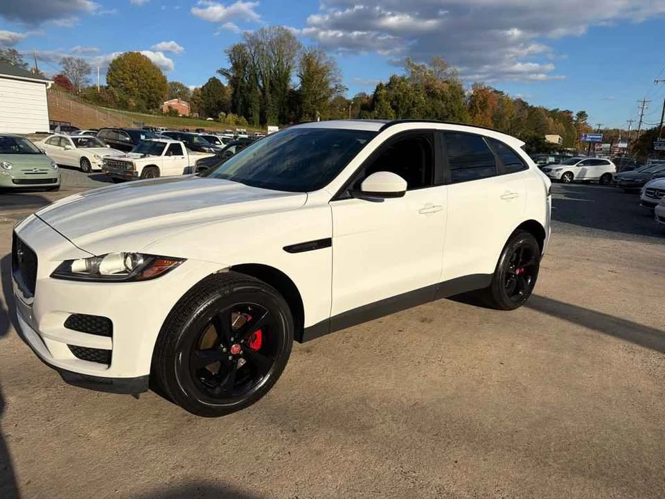 2019 Jaguar F-Pace - Image 2 of 15
