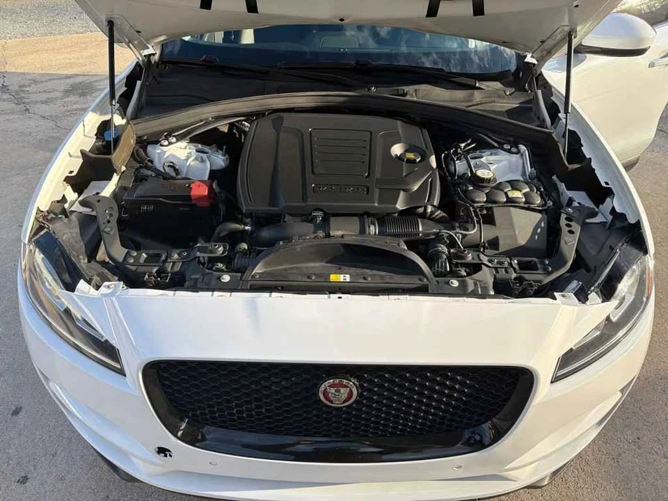 2019 Jaguar F-Pace - Image 14 of 15