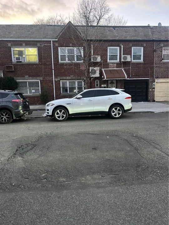 2019 Jaguar F-Pace - Image 6 of 7