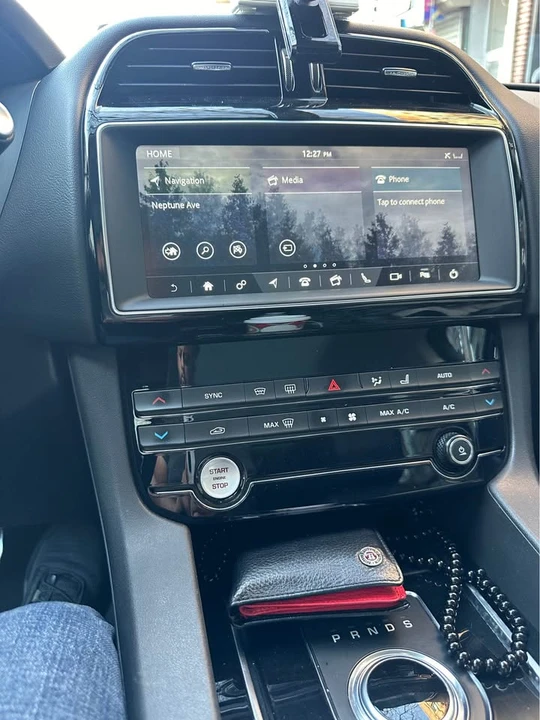 2019 Jaguar F-Pace - Image 7 of 7