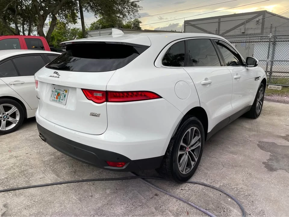 2019 Jaguar F-Pace - Image 4 of 20
