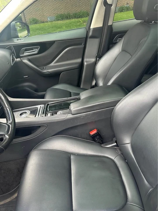 2019 Jaguar F-Pace - Image 5 of 6