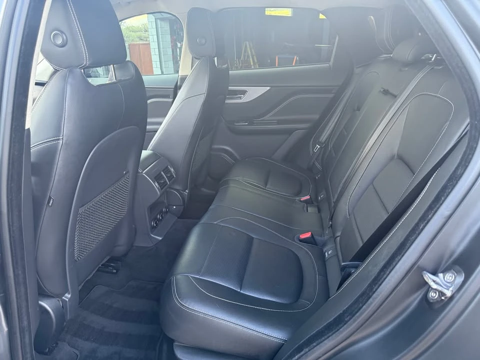 2019 Jaguar F-Pace - Image 8 of 10