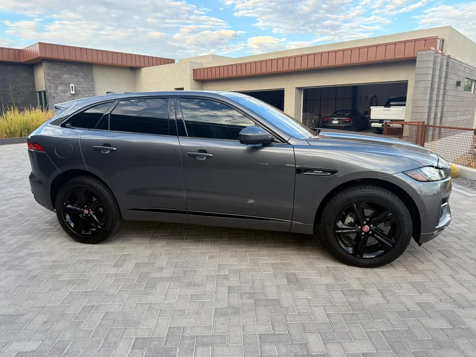 2019 Jaguar F-Pace - Image 6 of 10