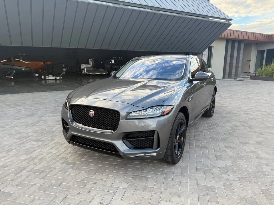 2019 Jaguar F-Pace - Image 3 of 10