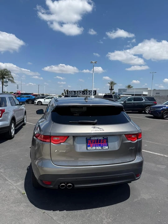 2019 Jaguar F-Pace - Image 4 of 4