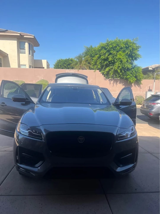2019 Jaguar F-Pace - Image 9 of 20