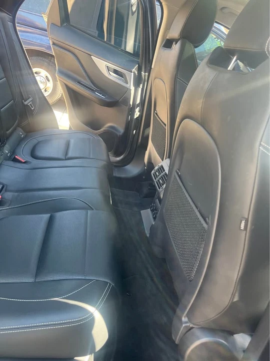 2019 Jaguar F-Pace - Image 14 of 20