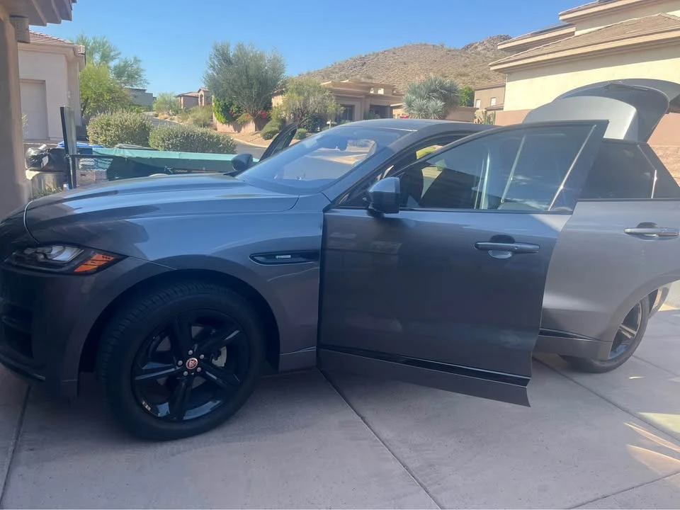 2019 Jaguar F-Pace - Image 7 of 20