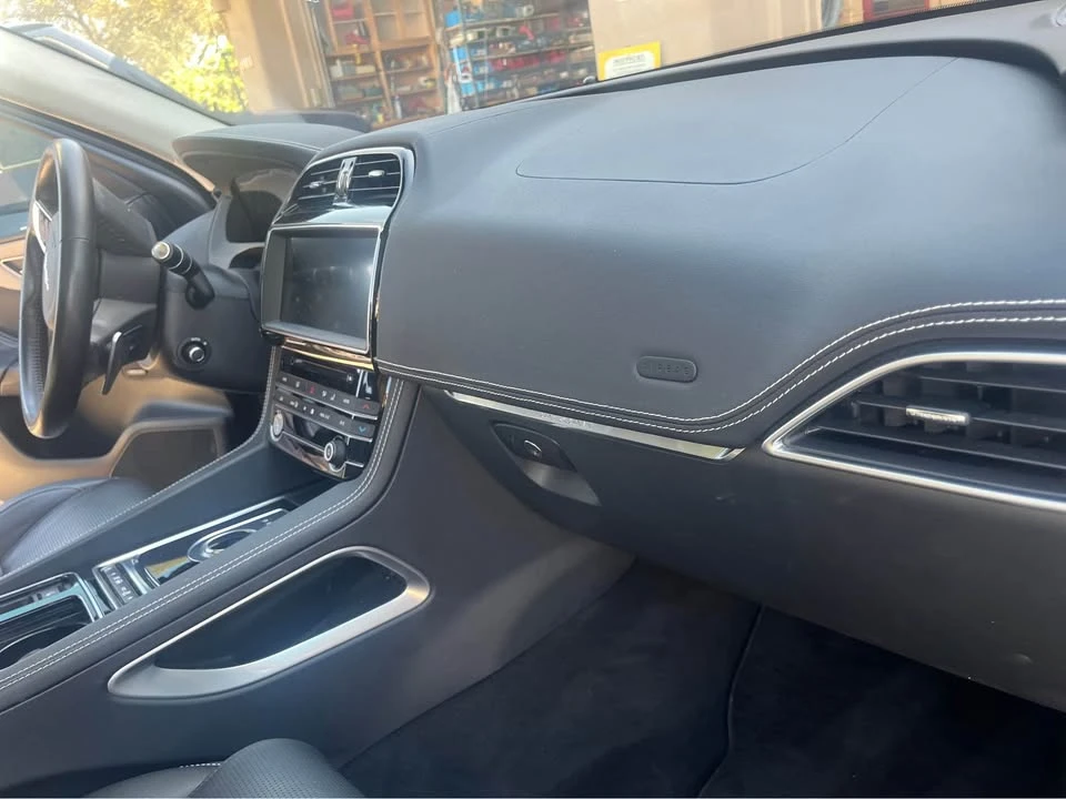 2019 Jaguar F-Pace - Image 11 of 20