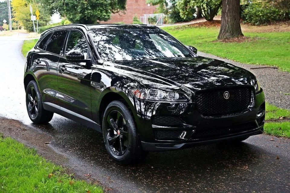 2019 Jaguar F-Pace - Image 3 of 16