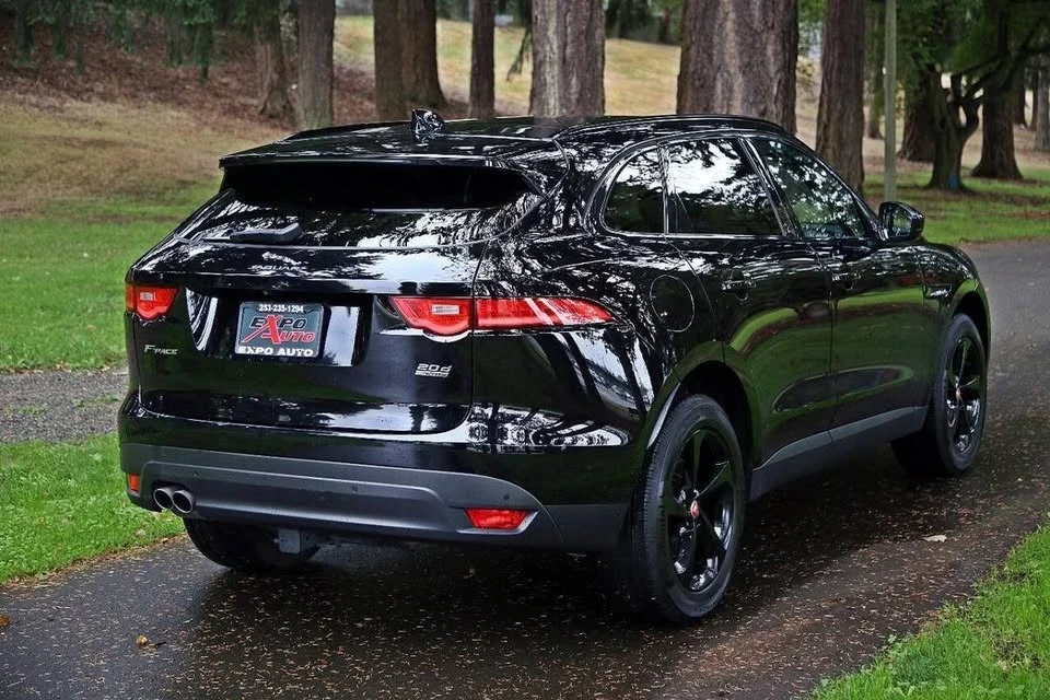 2019 Jaguar F-Pace - Image 5 of 17