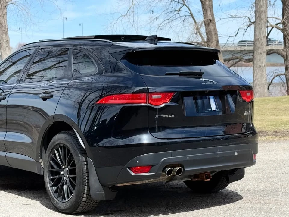 2019 Jaguar F-Pace - Image 10 of 20