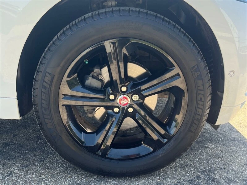 2019 Jaguar F-Pace - Image 6 of 13