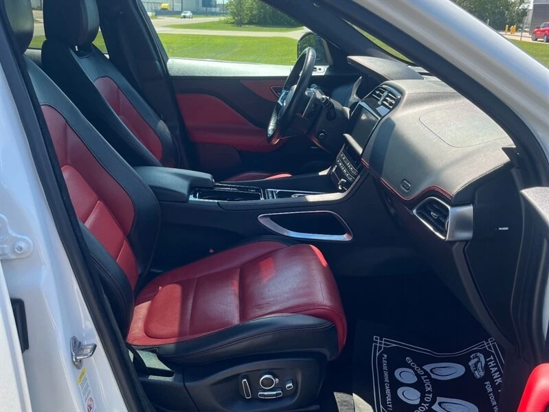 2019 Jaguar F-Pace - Image 11 of 13