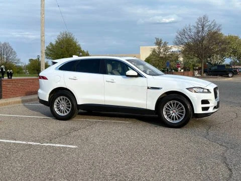2019 Jaguar F-Pace - Image 8 of 20