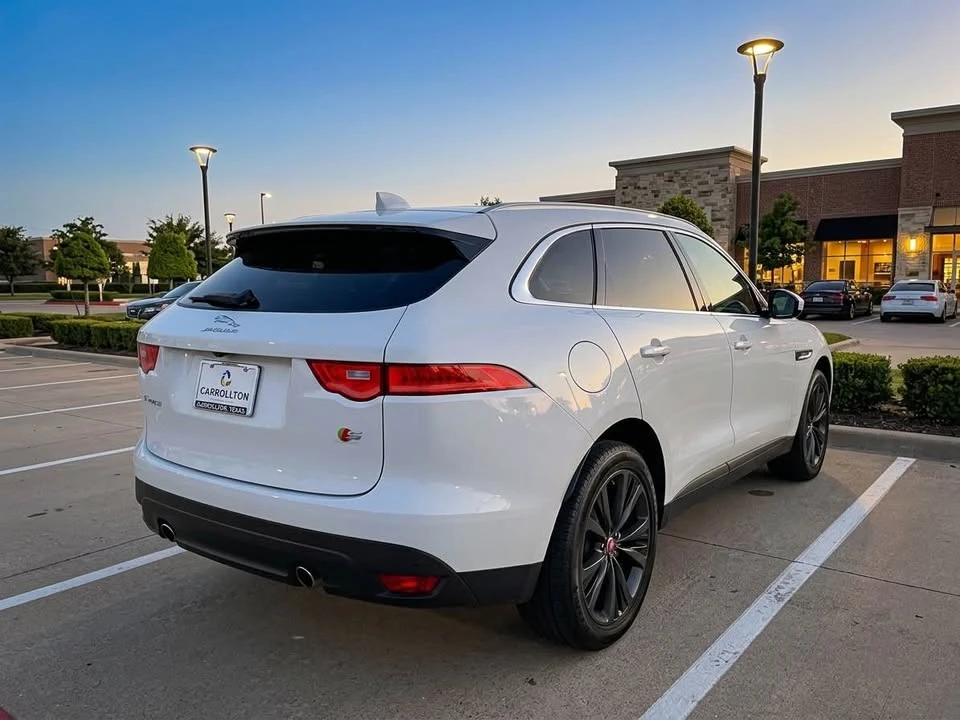 2019 Jaguar F-Pace - Image 3 of 7